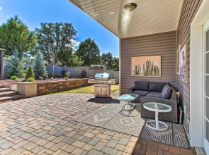 Stylish Show Low Hideaway w/ Patio + Gazebo!