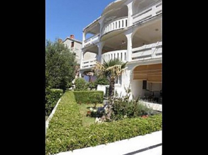 Apartment Antony - free grill: A2 Novalja, Island Pag