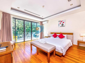 Desirable Beach Pool Villa