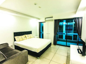 Tropical Garden Pratumnak