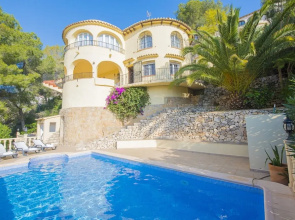 Villa - 3 Bedrooms with Pool - 105015