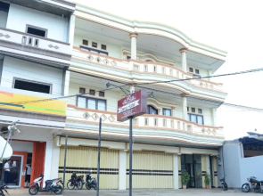 Dena Hotel