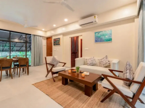 Sol Banyan by Hireavilla - 2BR w Pool in Candolim