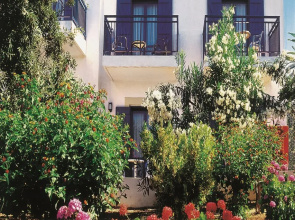 Chrissi Amoudia Hotel