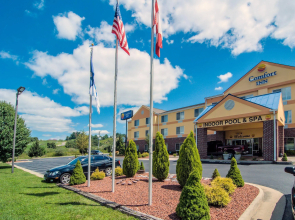 Comfort Inn & Suites Hillsville I-77