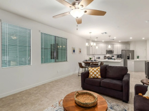 Queen Creek #305 1 Bedroom Condo by Redawning