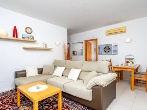 Lovely Flat with Open Pool in El Higueron Ref 106