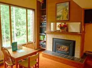 Mt Baker Lodging Condo 85 - Sleeps 4