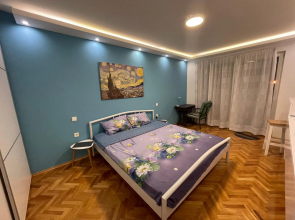 EVAs WorldMap Apartment