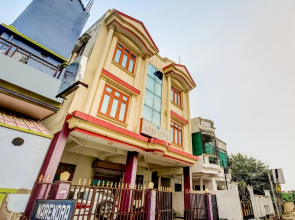 OYO Flagship 63628 Narendra Guest House