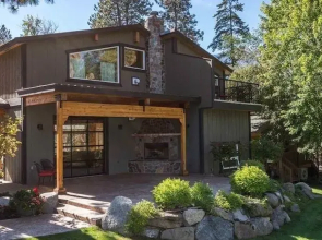 Riverside Loft Suite 1 Bedroom Home