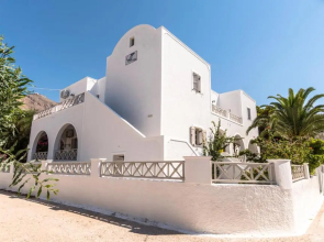 Villa Kalamia Dolphins