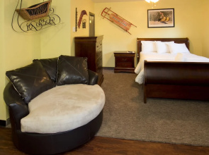 Holiday Haus Motel