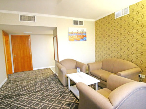 Отель The George Hotel