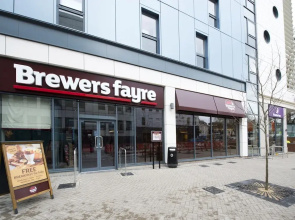 Premier Inn Bristol Cc - Lewins Mead