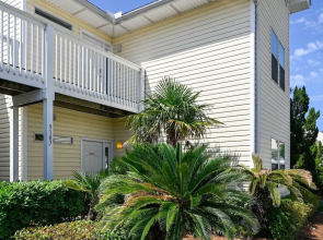 Sandpiper Cove 9107 3 Bedroom Condo by RedAwning