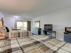 Osage Beach Vacation Rental w/ Deck & Grill