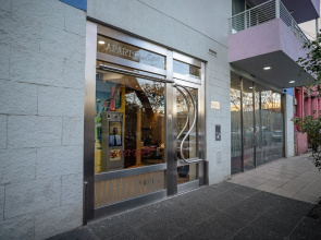 Shoshana Hotel Boutique