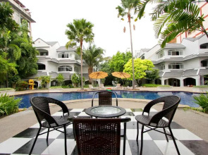 Pooh Beach Resort & Spa