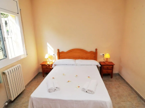 HomeHolidaysRentals Madison House - Costa Barcelona