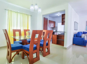 Se renta apartamento amueblado , ubicados en Santiago , 3 habitaciones , 2 bańos , 2 parqueo , área de juego y Piscina.