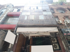 OYO 14533 Hotel Mohan