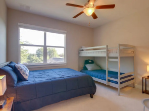 Modern Lago Vista Home w/ Pool & Lake Access!