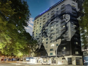 Sydney Suites