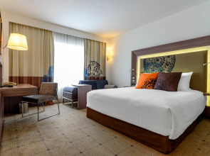 Отель Novotel Bangkok On Siam Square