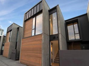 Funk in the City - Luxury Laneway Apartment