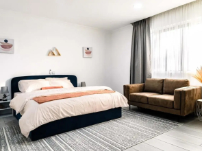 Luxurious Executive Room Available