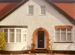 Gorgeous Cosy Home 2 Miles From Heathrow Airport