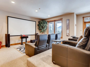 Opulent Breck Haven: Theater, Hot Tub, Billiards 7 Bedroom Home