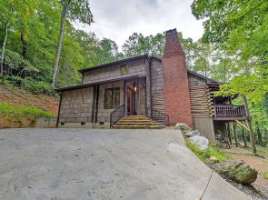 Mountain Cove 7 Bedroom Home
