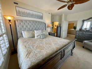 Corner Oceanfront 16th Floor Beauty With Access To All Amenities 4 Bedroom Condo