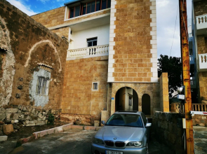 Apartment near Lady of the Sea & Phoenician Wall
