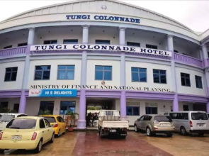 Tungi Colonnade Hotel