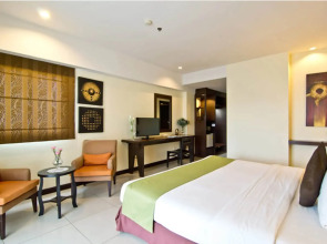 Отель Golden Sea Pattaya Hotel