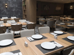 Yuksel Istanbul Yenikapi