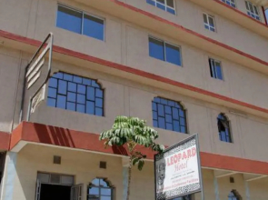 Leopard View Hotel
