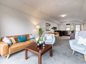 Alpine Village - 2 Bedroom Executive Apartment