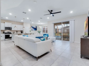 5 Bed Bliss at Solterra by Shine Villas 121