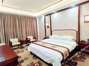 Starway Hotel Xingyi Street Garden