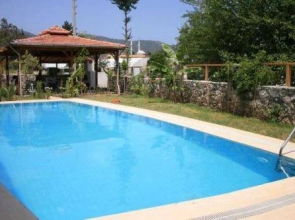 Sehrazat Hotel