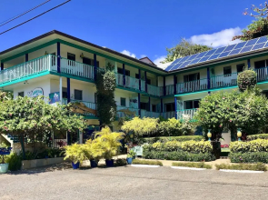Garden Island Inn