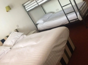 The White Rose Hotel
