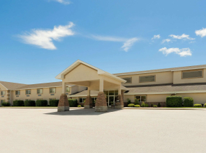 AmericInn by Wyndham Republic