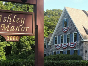 Ashley Manor