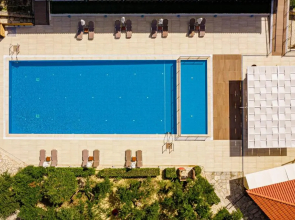 Varres Hotel