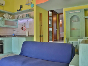 Villino immerso nel verde 100 m dal mare